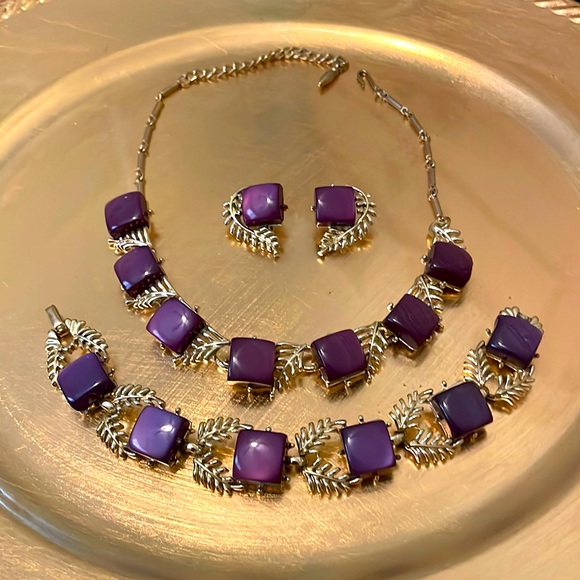 Coro Jewelry - Vintage 1950’s Signed Coro Purple Moonglow Thermoset Full Parure  WOW !!!  !
